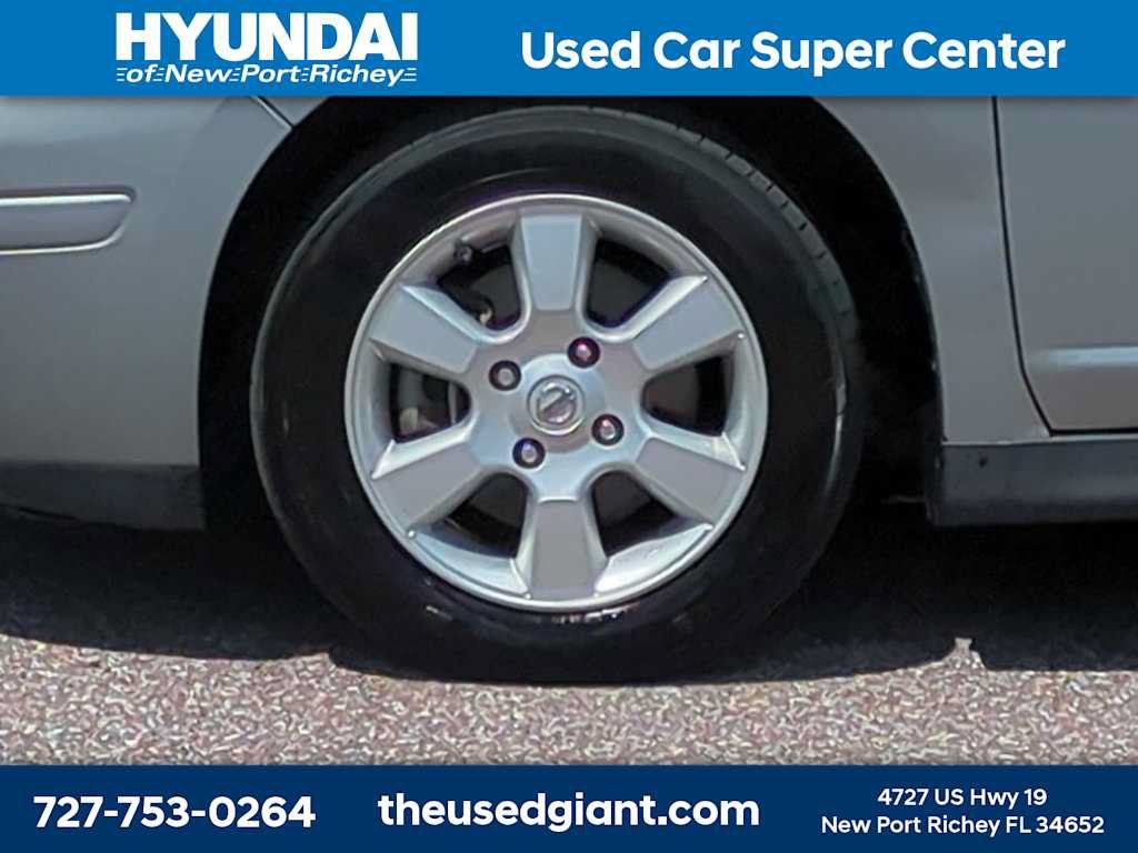 Used 2011 Nissan Versa Sedan FWD image 10