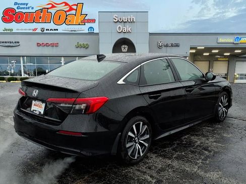 Used 2024 Honda Civic EX image 3