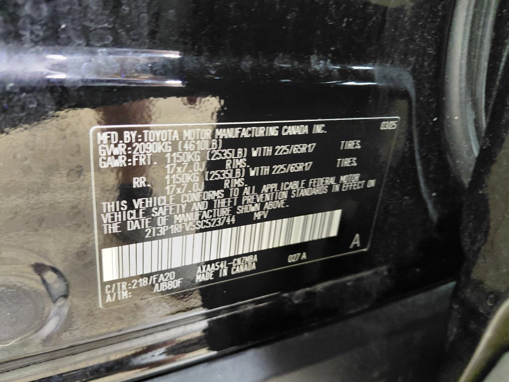Used 2025 Toyota RAV4 XLE w/ Weather Package AWD/4WD image 4