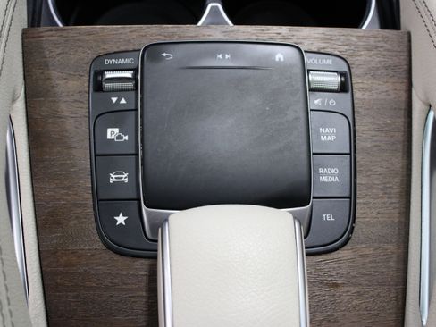 Used 2021 Mercedes-Benz GLE 350 image 21