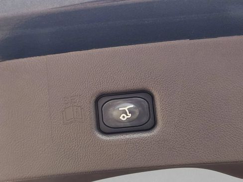Used 2021 Lincoln Nautilus FWD w/ Equipment Group 101A image 20