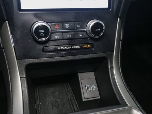 Used 2024 Ford Edge SEL w/ Convenience Package image 26