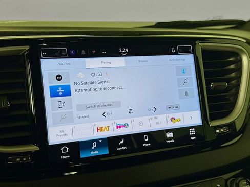 New 2026 Chrysler Voyager LX FWD image 17