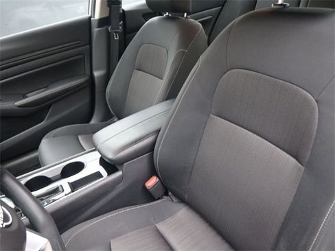 Used 2024 Nissan Altima 2.5 SV image 33