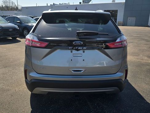 Certified 2024 Ford Edge SEL w/ Convenience Package AWD/4WD image 5
