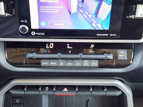 Used 2022 Toyota Tundra SR5 w/ Convenience Package image 18