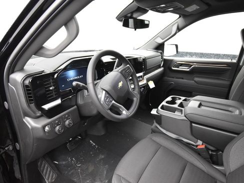 New 2026 Chevrolet Silverado 1500 LT image 9