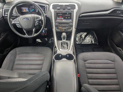 Used 2016 Ford Fusion SE image 14