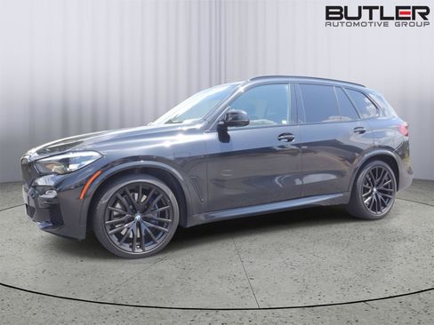 Used 2021 BMW X5 M50i w/ Premium Package AWD/4WD image 46