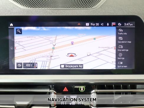 Used 2021 BMW 330i xDrive Sedan w/ Premium Package image 3