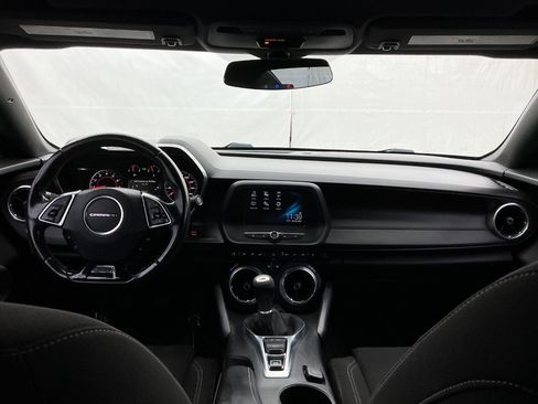 Used 2017 Chevrolet Camaro LT RWD image 23
