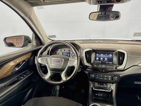 Used 2021 GMC Terrain SLE FWD image 22