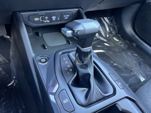 Certified 2025 Kia K4 EX FWD image 30