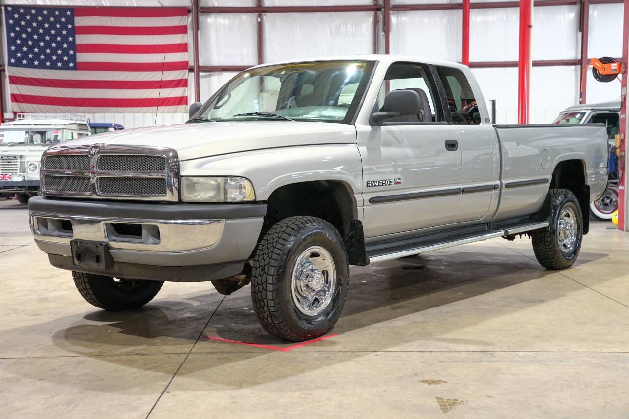 Used 1998 Dodge Ram 2500 Truck 4x4 Quad Cab image 1