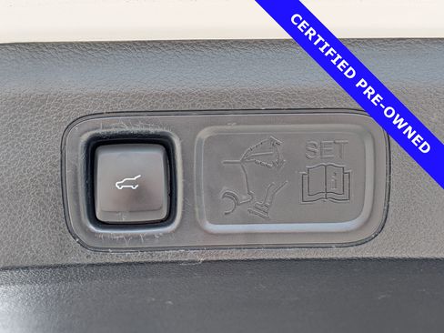 Certified 2019 Ford Expedition Limited w/ Equipment Group 302A AWD/4WD image 14
