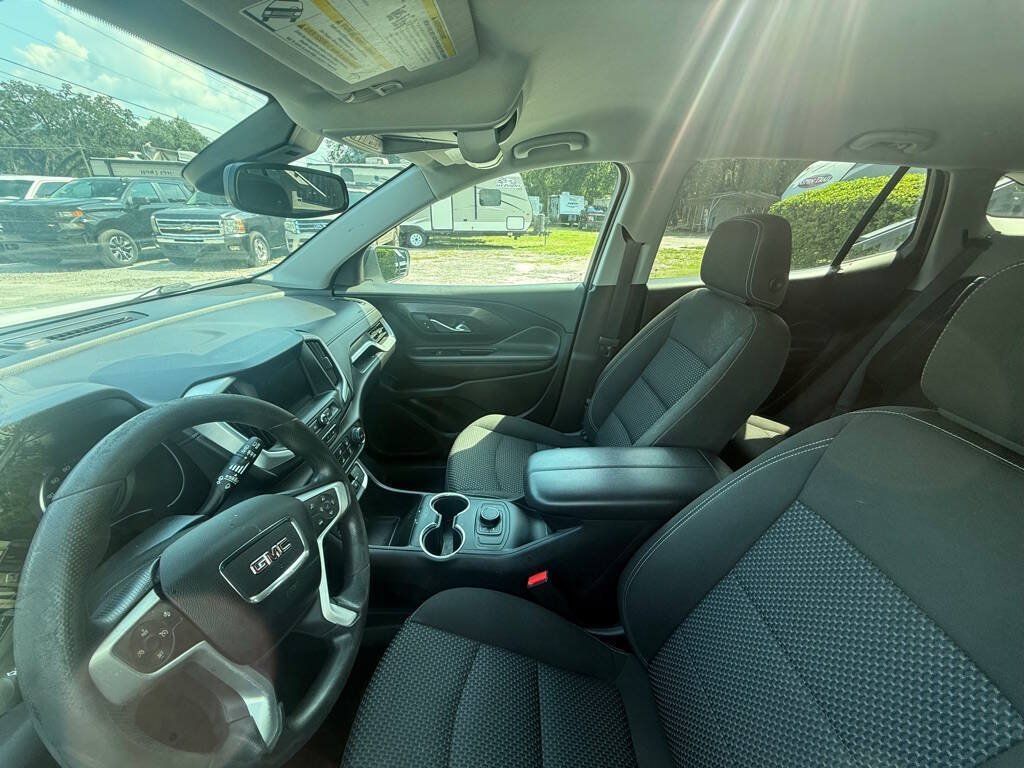 Used 2023 GMC Terrain SLE FWD image 8