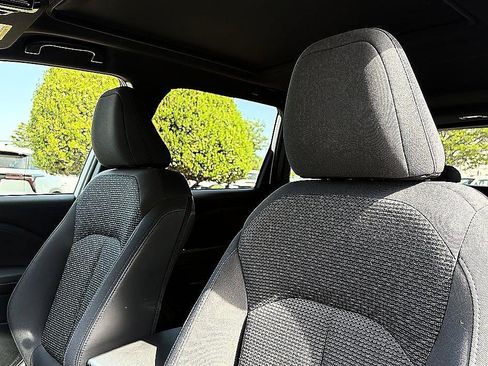 Used 2025 Subaru Forester Premium w/ Convenience Package #1 AWD/4WD image 18
