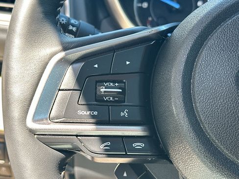 Used 2022 Subaru Ascent Touring AWD/4WD image 15