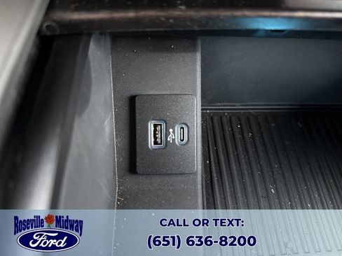 Used 2022 Ford F350 Lariat w/ Black Appearance Package image 18