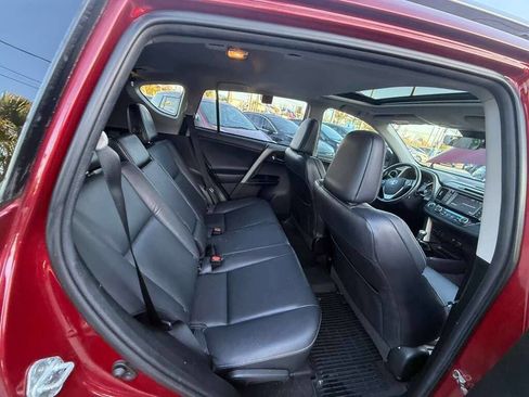 Used 2018 Toyota RAV4 Limited FWD image 10