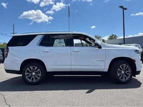 Used 2022 Chevrolet Tahoe LT w/ LT Signature Package AWD/4WD image 8