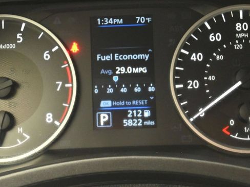 Certified 2025 Nissan Sentra S FWD image 32