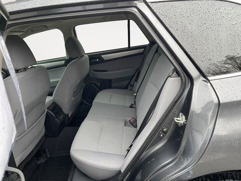 Used 2019 Subaru Outback 2.5i Premium AWD/4WD image 13