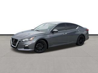 Used 2020 Nissan Altima 2.5 S FWD video 1