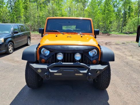 Used 2012 Jeep Wrangler Sport AWD/4WD image 9