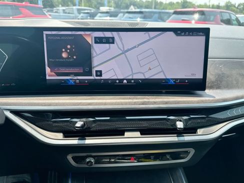 Used 2024 BMW X7 xDrive40i w/ Executive Package AWD/4WD image 15