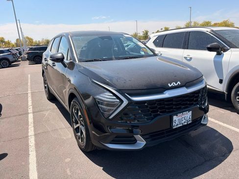 Used 2024 Kia Sportage EX FWD image 4