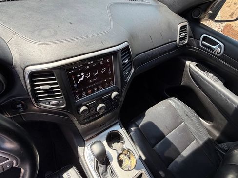 Used 2018 Jeep Grand Cherokee High Altitude RWD image 18