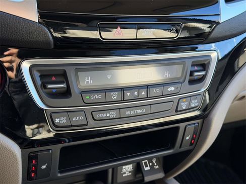 Used 2020 Honda Ridgeline RTL-E image 5