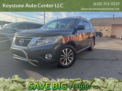 Used 2015 Nissan Pathfinder SV w/ Cargo Package image 1