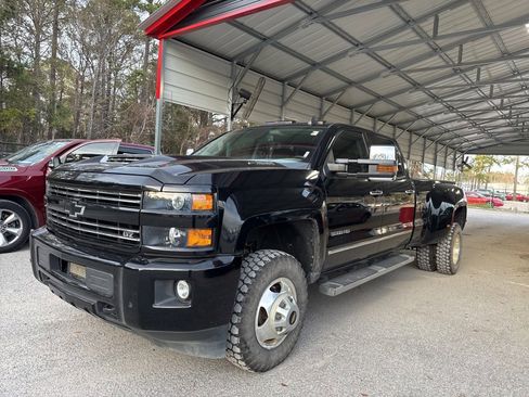 Used 2019 Chevrolet Silverado 3500 LTZ w/ Duramax Plus Package image 2