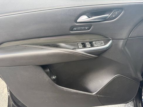 Used 2020 Cadillac XT4 Sport FWD image 11