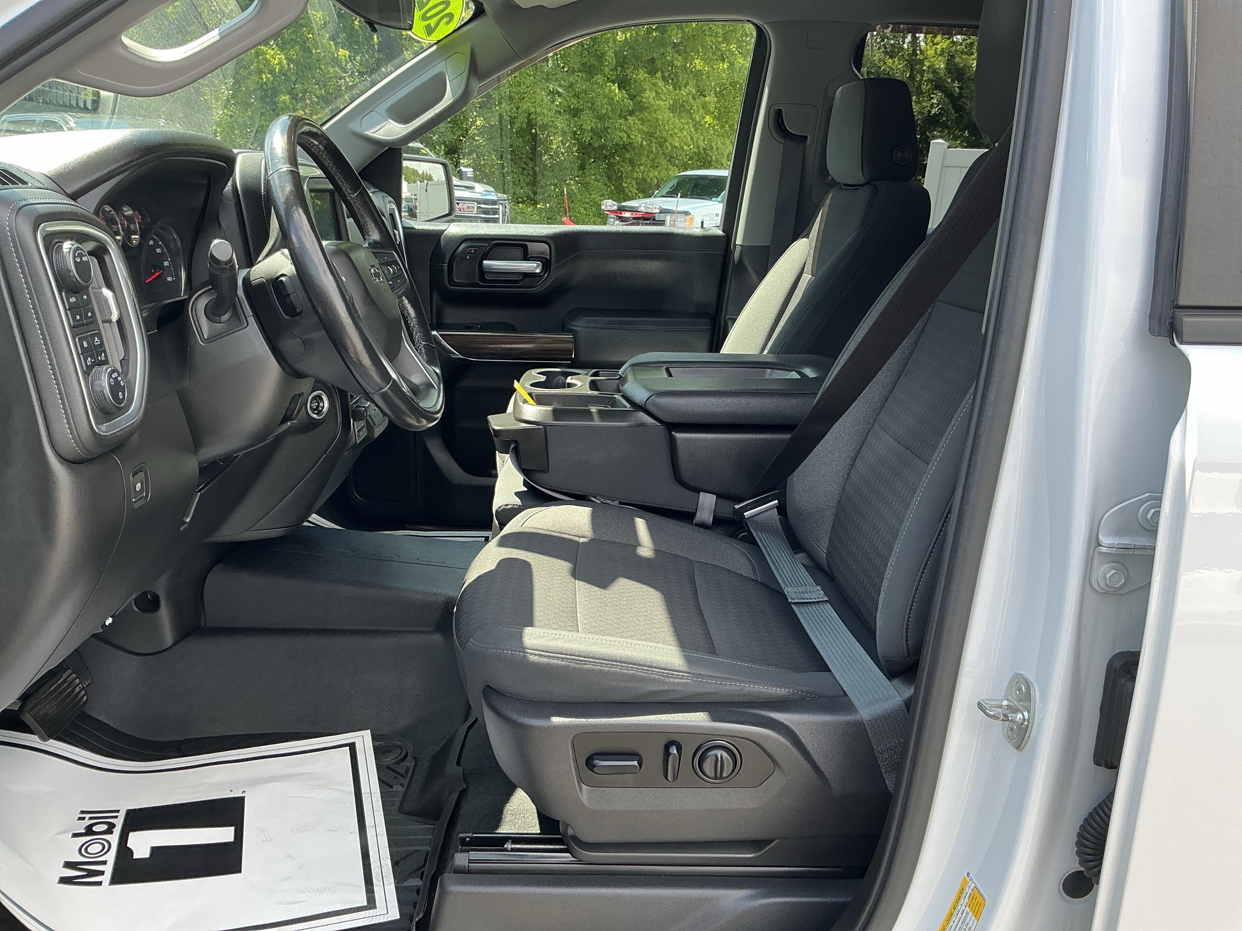 Used 2021 Chevrolet Silverado 1500 RST AWD/4WD image 15