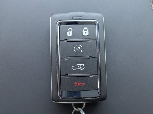 New 2025 Jeep Grand Cherokee Summit image 32