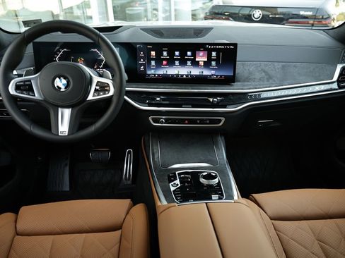 New 2026 BMW X7 xDrive40i w/ Executive Package AWD/4WD image 25
