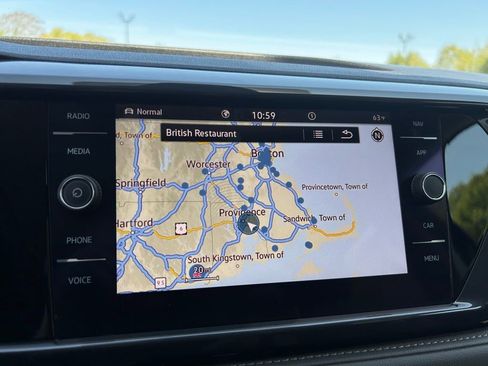 Used 2022 Volkswagen Taos SEL image 19