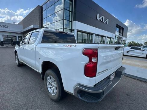 Used 2019 Chevrolet Silverado 1500 LT w/ Convenience Package AWD/4WD image 7