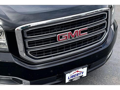 Used 2019 GMC Yukon SLT image 27