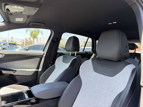 Certified 2023 Volkswagen ID.4 Pro AWD/4WD image 29