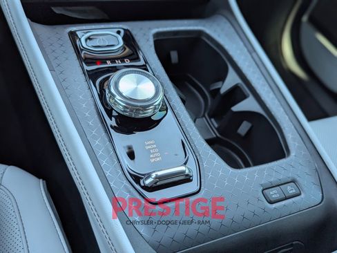 New 2025 Jeep Wagoneer S Limited AWD/4WD image 22
