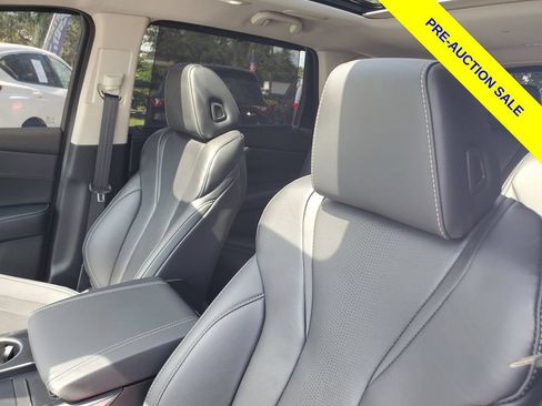 Certified 2025 Acura MDX FWD w/ Technology Package image 17