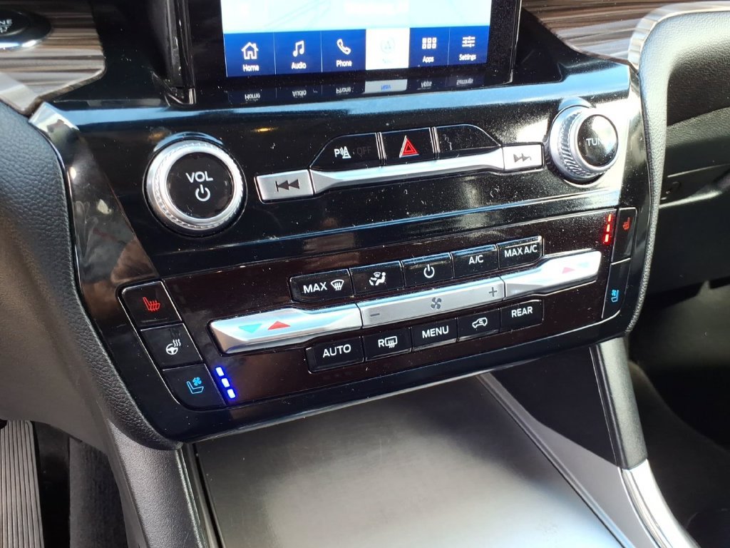 Used 2023 Ford Explorer Limited w/ Limited Technology Package AWD/4WD image 26