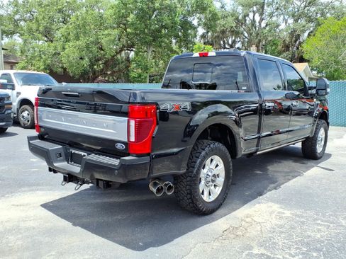 Used 2022 Ford F250 Platinum AWD/4WD image 7