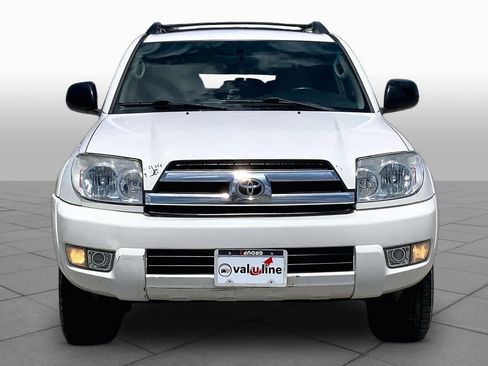 Used 2005 Toyota 4Runner SR5 RWD image 3