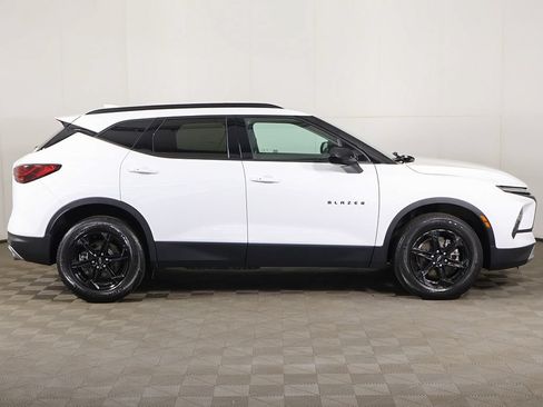 Used 2023 Chevrolet Blazer LT w/ Convenience Package FWD image 19