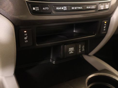 Used 2018 Honda Pilot EX-L image 7